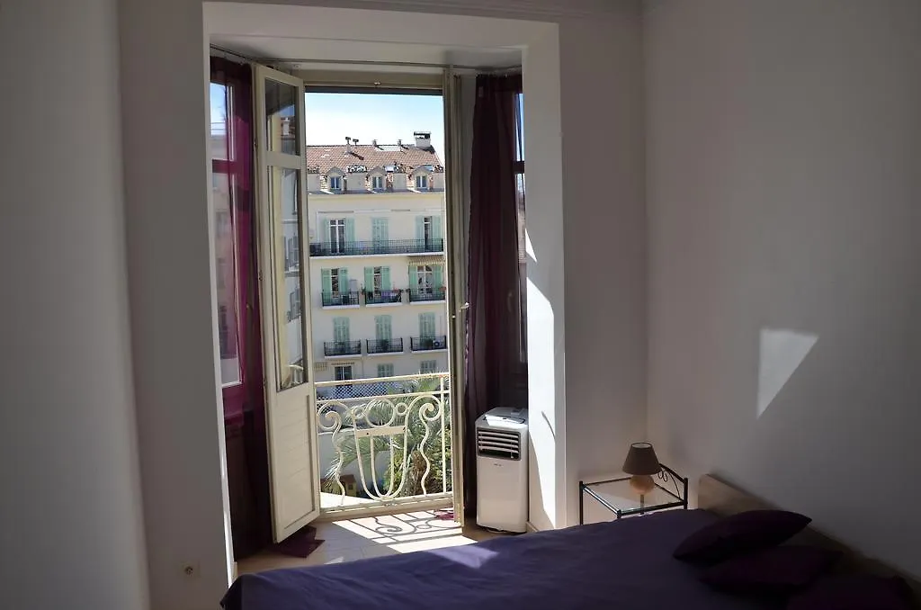 C027-Spacieux & Lumineux Appartement - Centre De Cannes